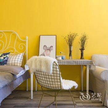 重庆麒寓民宿(人民路150号院分店)酒店提供图片