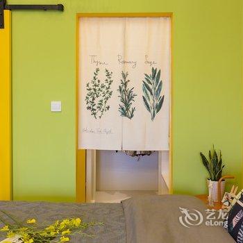 重庆麒寓民宿(人民路150号院分店)酒店提供图片