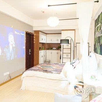 重庆麒寓民宿(人民路150号院分店)酒店提供图片