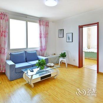 青岛出门就是海整天浪普通公寓酒店提供图片