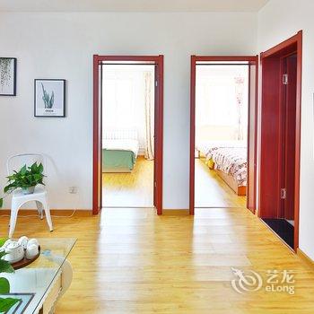 青岛出门就是海整天浪普通公寓酒店提供图片