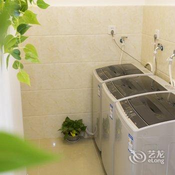 上海金鹰华庭公寓(虹中路与紫乐路交叉口分店)酒店提供图片