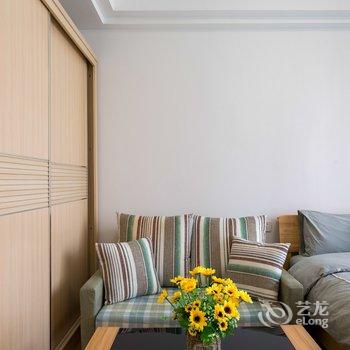 重庆约见love轻奢民宿黄泥磅店(黄龙路分店)酒店提供图片