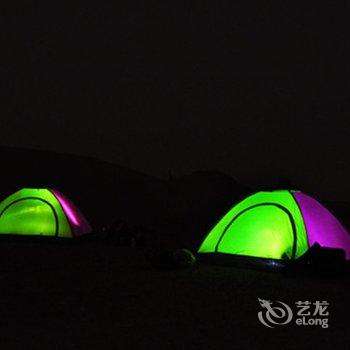 敦煌小城大漠国际沙漠露营基地住宿酒店提供图片