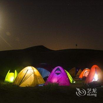 敦煌小城大漠国际沙漠露营基地住宿酒店提供图片