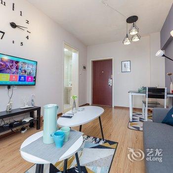 成都北欧温馨小居春熙路太古里双地铁普通公寓酒店提供图片