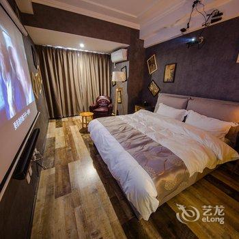 贝克街221号江景主题公寓(成都红星桥地铁口店)酒店提供图片
