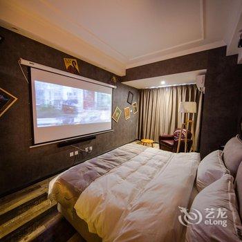 贝克街221号江景主题公寓(成都红星桥地铁口店)酒店提供图片
