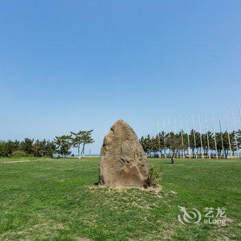 威海国际海水浴场君威海景公寓酒店提供图片