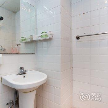 重庆Mini静公寓(鹞子丘路分店)酒店提供图片