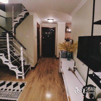 石家庄绵羊夫妇复式公寓酒店提供图片