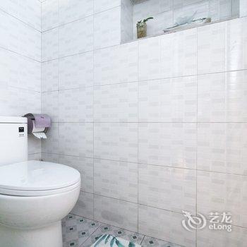 重庆磁器口的80后鱼摆摆特色民宿(天马路分店)酒店提供图片