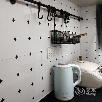 重庆云姐假装睡着了公寓酒店提供图片