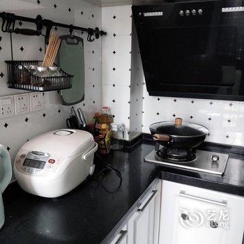 重庆云姐假装睡着了公寓酒店提供图片