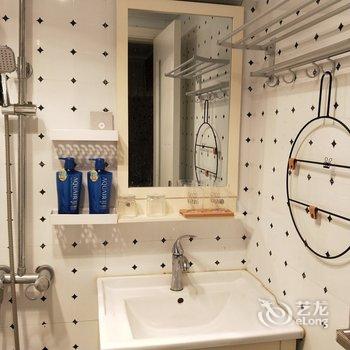 重庆云姐假装睡着了公寓酒店提供图片