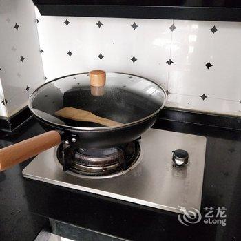 重庆云姐假装睡着了公寓酒店提供图片