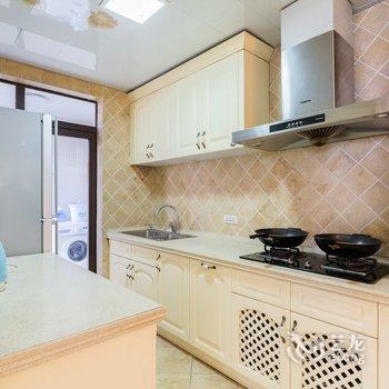 重庆现代简约风普通公寓(北城二路店)酒店提供图片