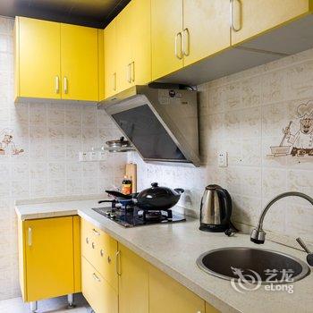 重庆现代简约风普通公寓(北城二路店)酒店提供图片