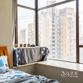 重庆现代简约风普通公寓(北城二路店)酒店提供图片