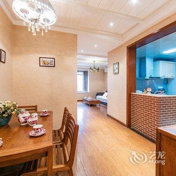 成都然大宝公寓(长城西一路分店)酒店提供图片