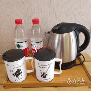 �Ϻ�С����ˮ��Ʒ���޾Ƶ��ṩͼƬ