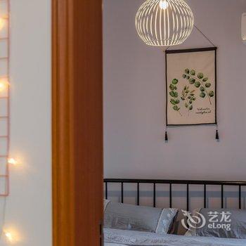 成都觅一小榻度假公寓酒店提供图片
