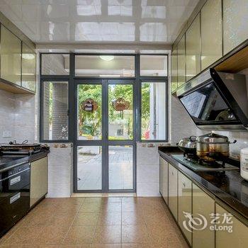 广州广州豪华温泉度假别墅(伴山二路店)酒店提供图片