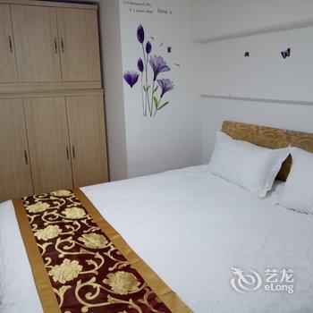 福州五四北泰禾广场复式公寓酒店提供图片