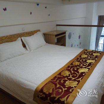 福州五四北泰禾广场复式公寓酒店提供图片