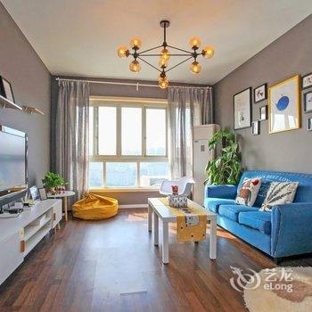 重庆time特色民宿(嘉陵新路分店)酒店提供图片