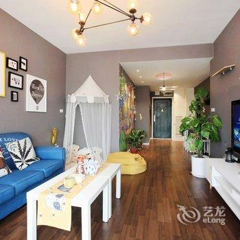 重庆time特色民宿(嘉陵新路分店)酒店提供图片