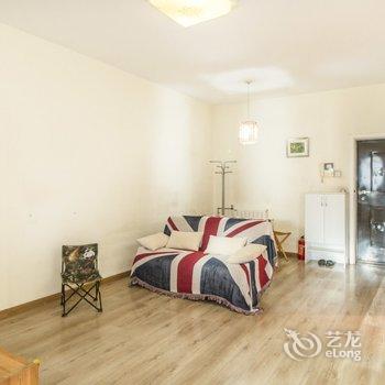 北京阳光充足的两居室普通公寓(广渠路店)酒店提供图片