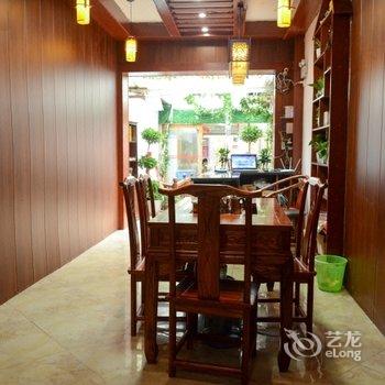 凤凰吊脚楼客栈酒店提供图片