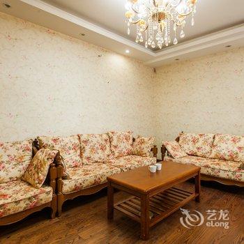 武汉途掌柜·饼干公寓(珞雄路店)酒店提供图片