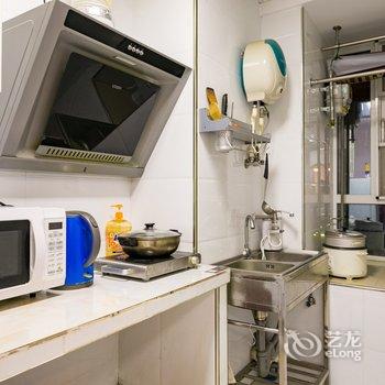 武汉途掌柜·熊猫公寓(文治街店)酒店提供图片