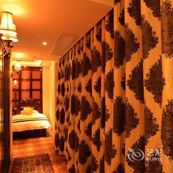 十号名邸精品酒店(上海音乐学院店)原五官科医院店酒店提供图片