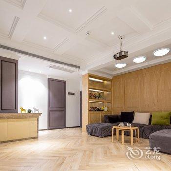 广州CD创意公寓(天河客运站店)酒店提供图片