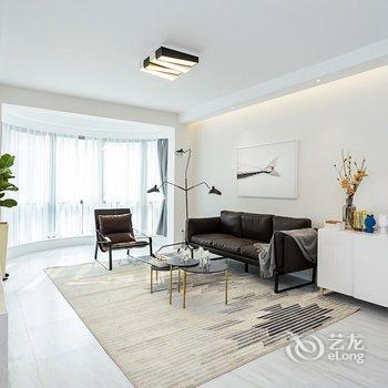 上海罗尼民宿(向城路店)酒店提供图片