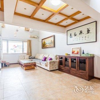 西安阁楼上的月光公寓(雁引路分店)酒店提供图片