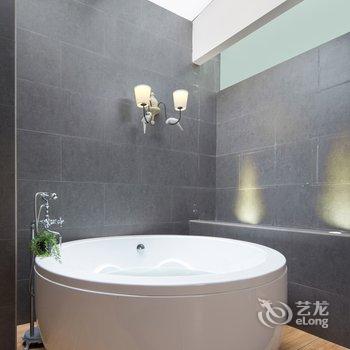 广州CD创意公寓(天河客运站店)酒店提供图片