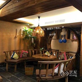 贵阳梅亚月和苗族文化酒店(花果园店)用户上传图片