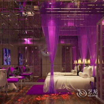 西宁天鹅恋mhotel火车站店酒店提供图片