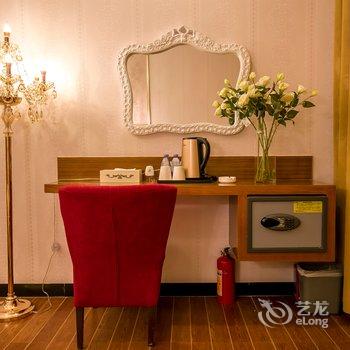 鲜住精品主题酒店(广州市桥地铁站店)酒店提供图片