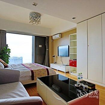 青岛芭特洛英式管家服务公寓(会展中心石老人海水浴场店)酒店提供图片