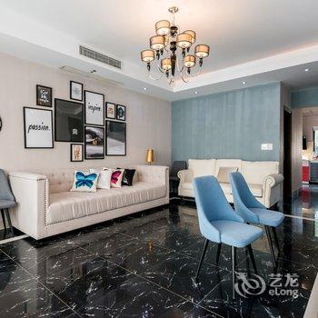 上海乐园浦东机场家庭2房2厅度假别墅(一号桥路分店)酒店提供图片