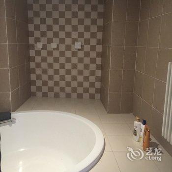 北京阳光充足的两居室复式(百子湾南二路店)酒店提供图片
