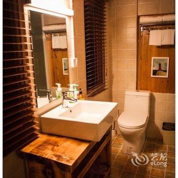 丽江束河虫子家特色民宿(仁里路分店)酒店提供图片