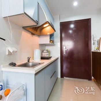 杭州地铁旁带院复式公寓酒店提供图片