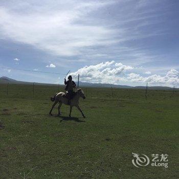 若尔盖县赛花湖酒店提供图片