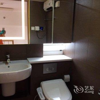 上海迪斯尼新国展之家复式酒店提供图片